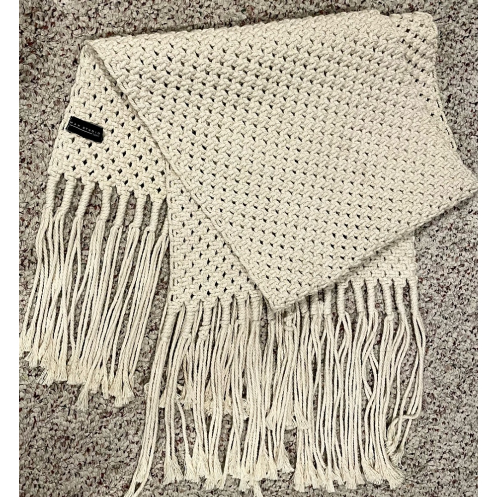 Table Runner Bohemian Style w/Fringes- Max Studio Home-Cream/Gold Metallic Knit